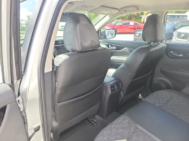 Certified 2021 Nissan Rogue Sport SV w/ Technology Package FWD image 13