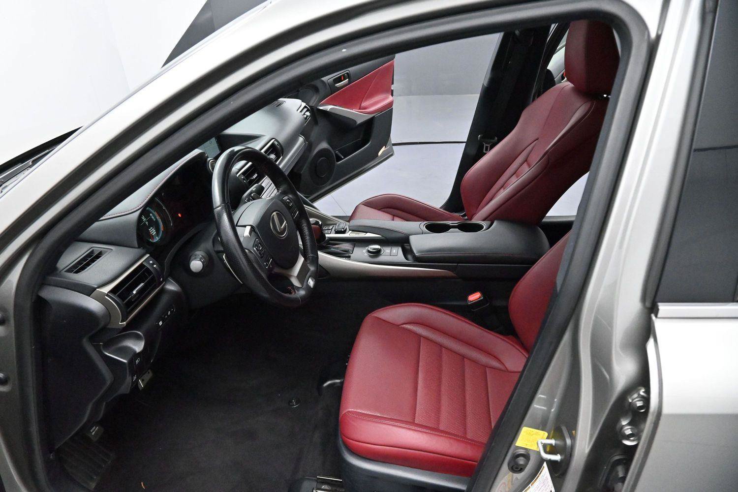Used 2017 Lexus IS 300 F Sport w/ F Sport Package AWD/4WD image 11