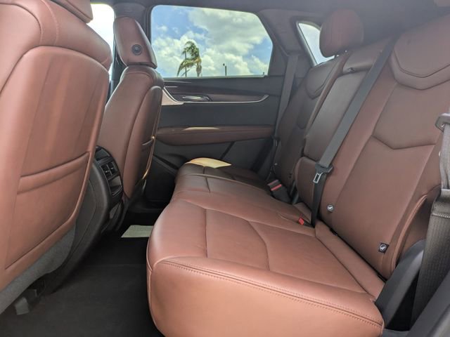Certified 2023 Cadillac XT5 Sportv w/ Technology Package AWD/4WD image 18