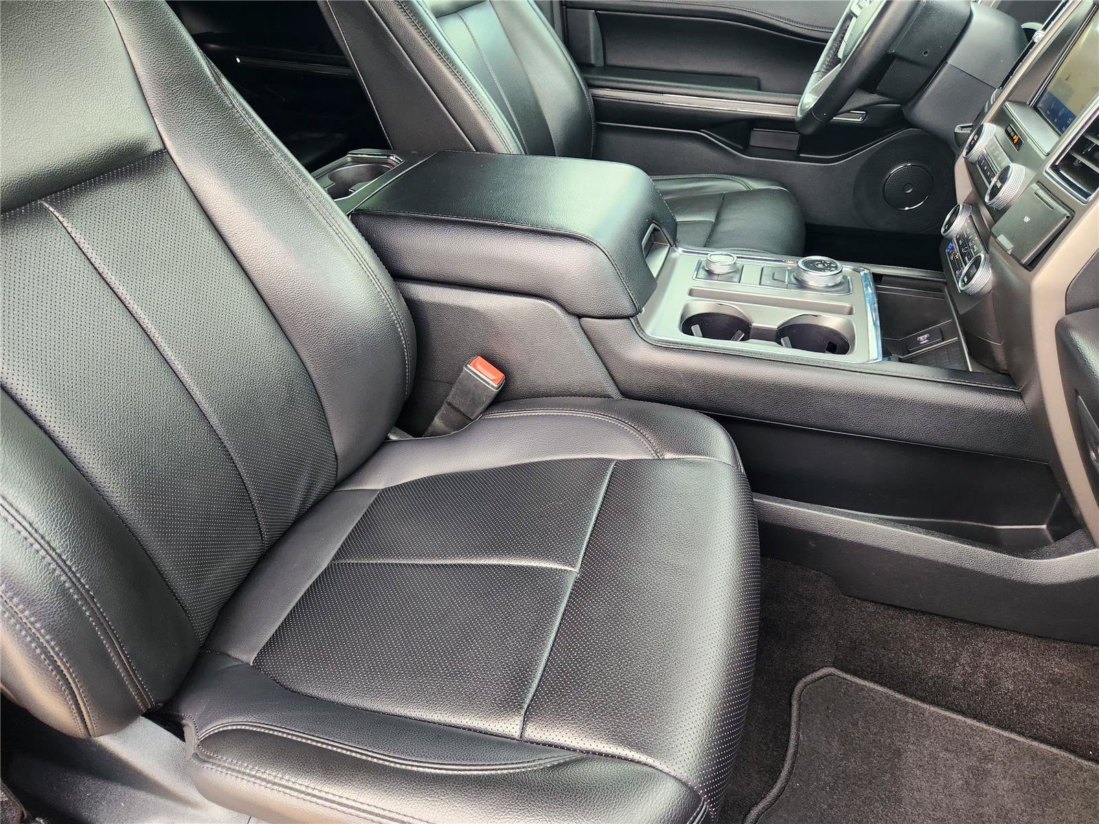 Used 2021 Ford Expedition XLT AWD/4WD image 28