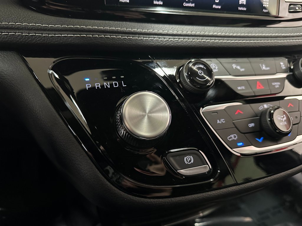 New 2026 Chrysler Pacifica Select image 28