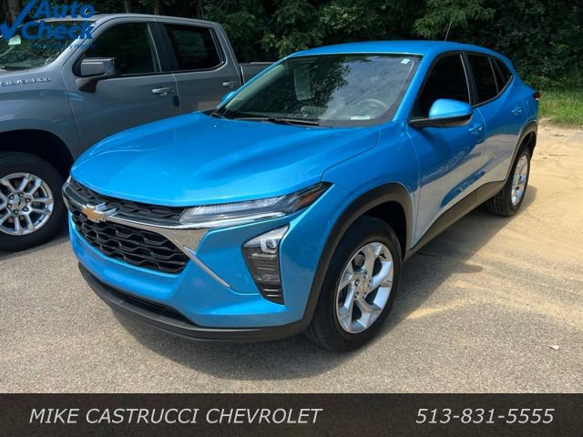 Used 2025 Chevrolet Trax LS w/ LS Convenience Package