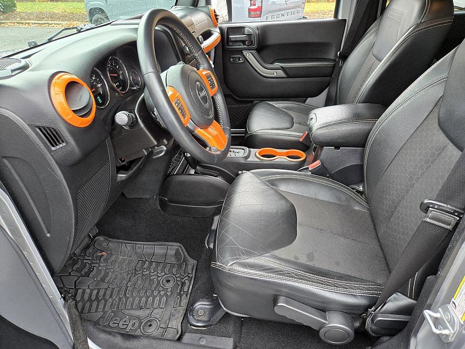 Used 2016 Jeep Wrangler Unlimited Sport image 9