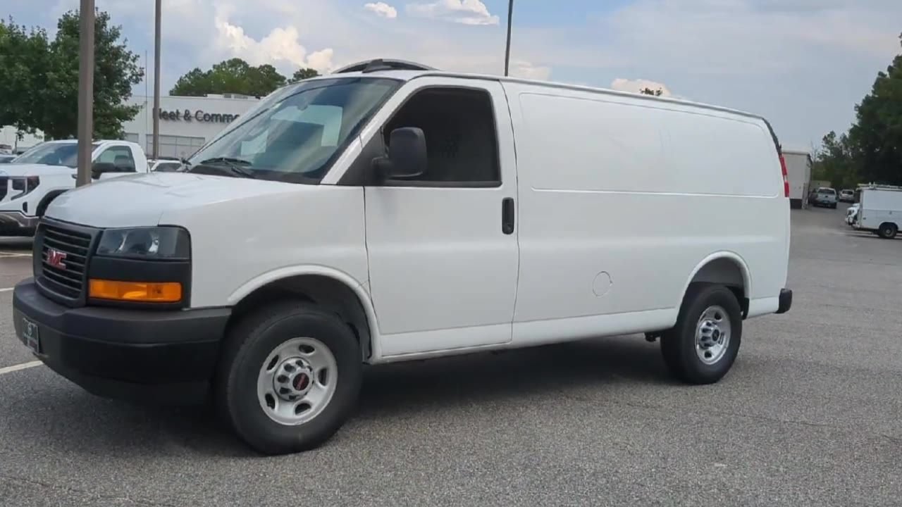 New 2025 GMC Savana 2500 Extended w/ Driver Convenience Package RWD image 4