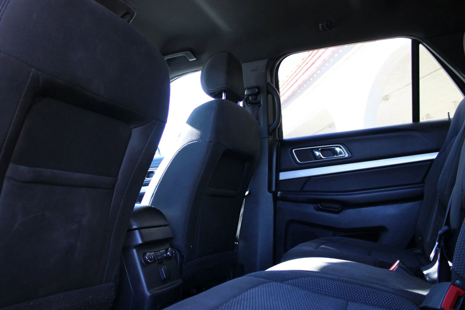 Used 2017 Ford Explorer XLT w/ Equipment Group 201A image 25