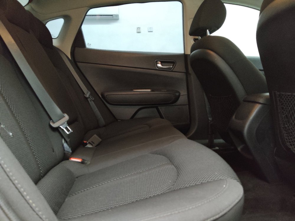 Used 2019 Kia Optima LX FWD image 19