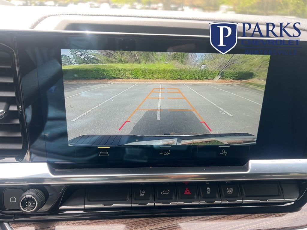 Used 2024 Chevrolet Silverado 2500 LT w/ Convenience Package image 29