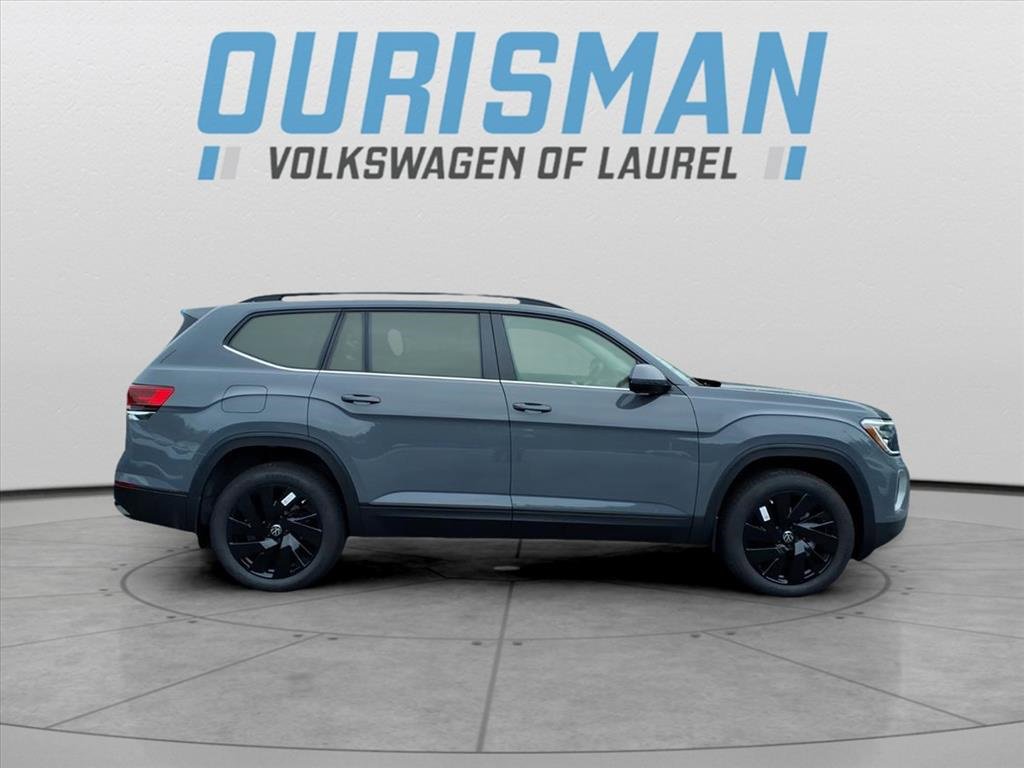 New 2026 Volkswagen Atlas SE image 2