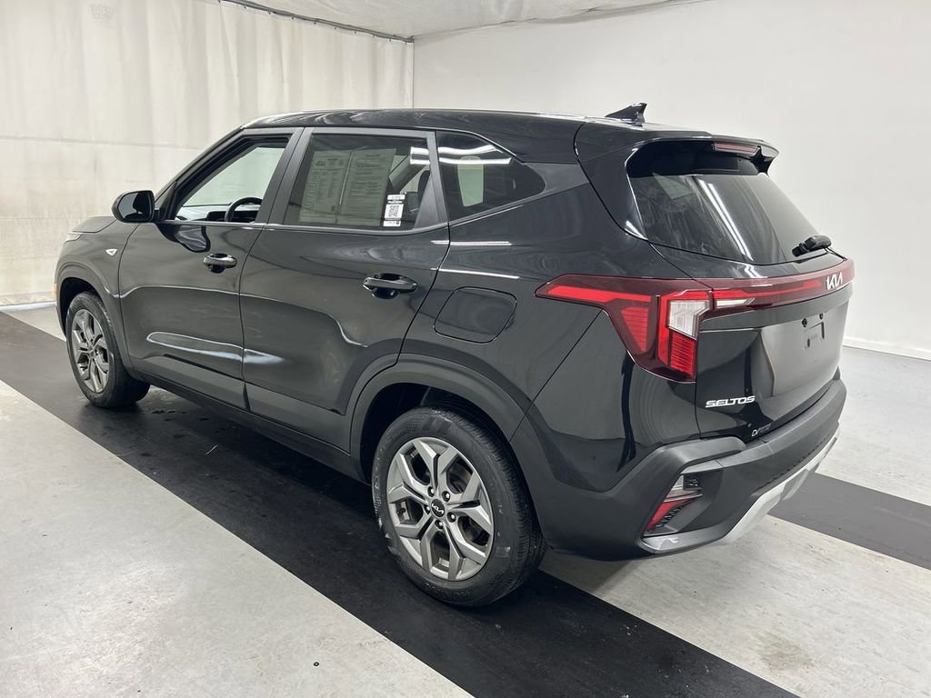 Certified 2024 Kia Seltos LX AWD/4WD image 7