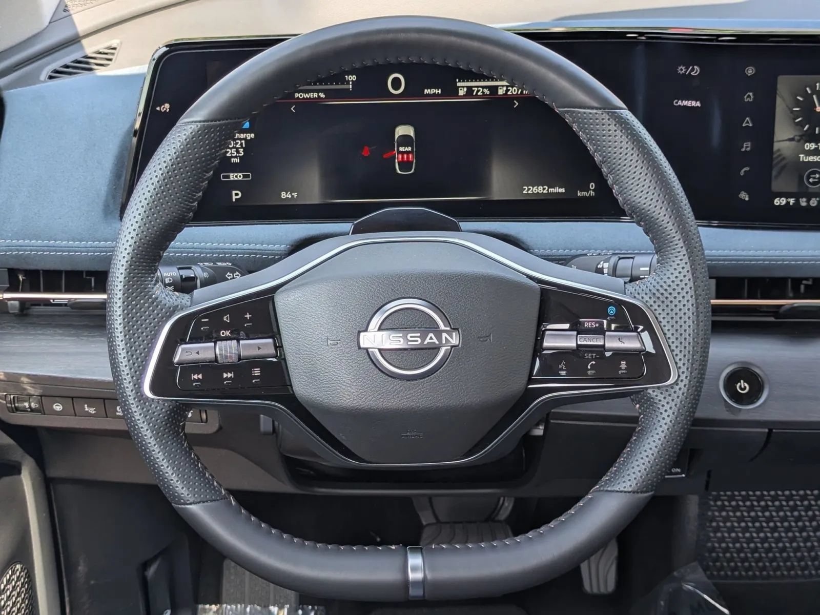 Used 2023 Nissan Ariya AWD/4WD image 20