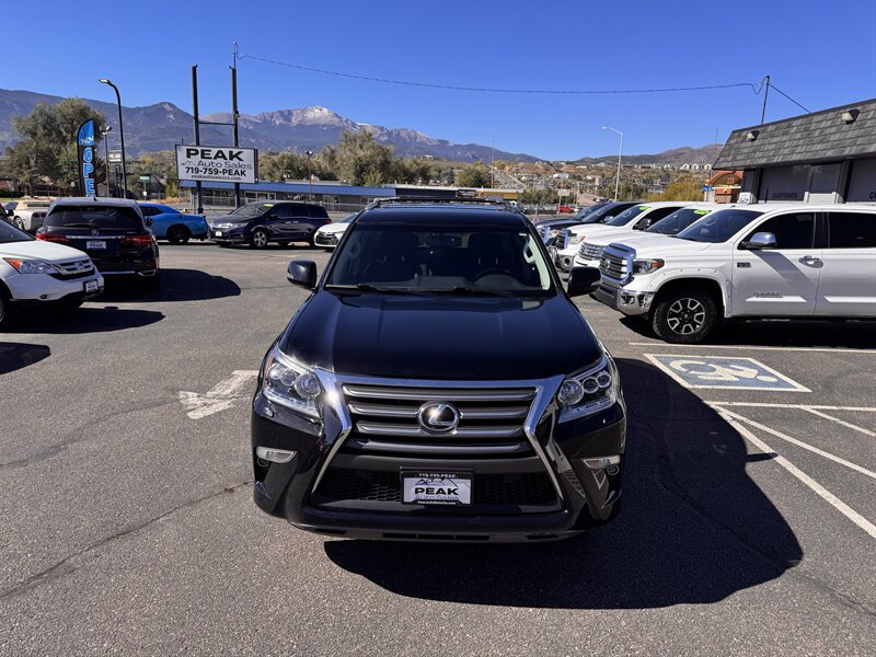 Used 2019 Lexus GX 460 Premium AWD/4WD image 2
