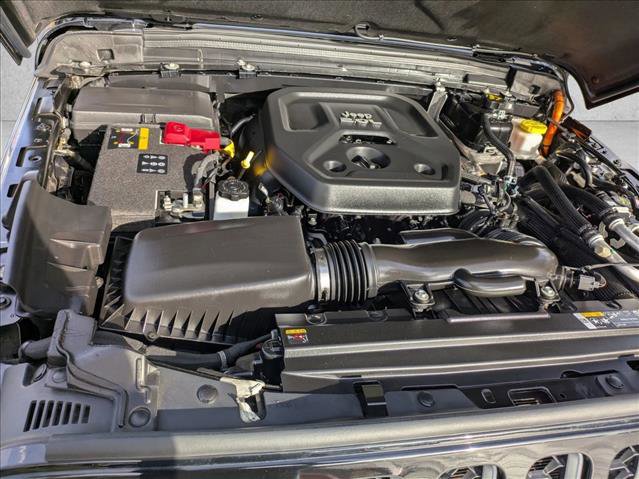 Used 2021 Jeep Wrangler Unlimited Sahara w/ Cold Weather Group image 22