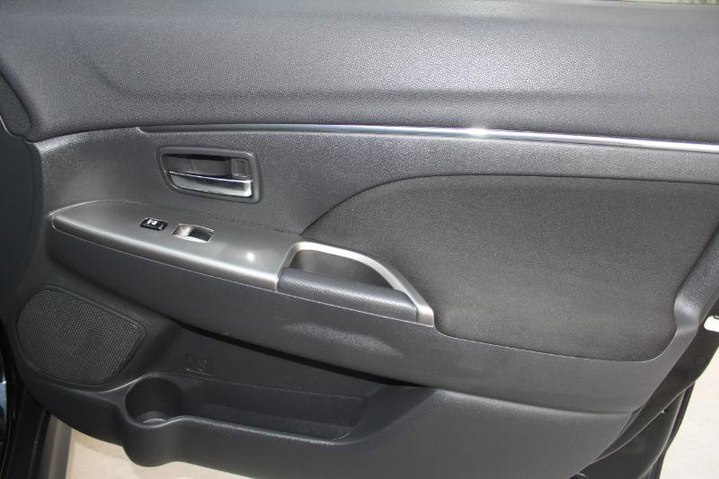 Used 2019 Mitsubishi Outlander Sport SE image 21