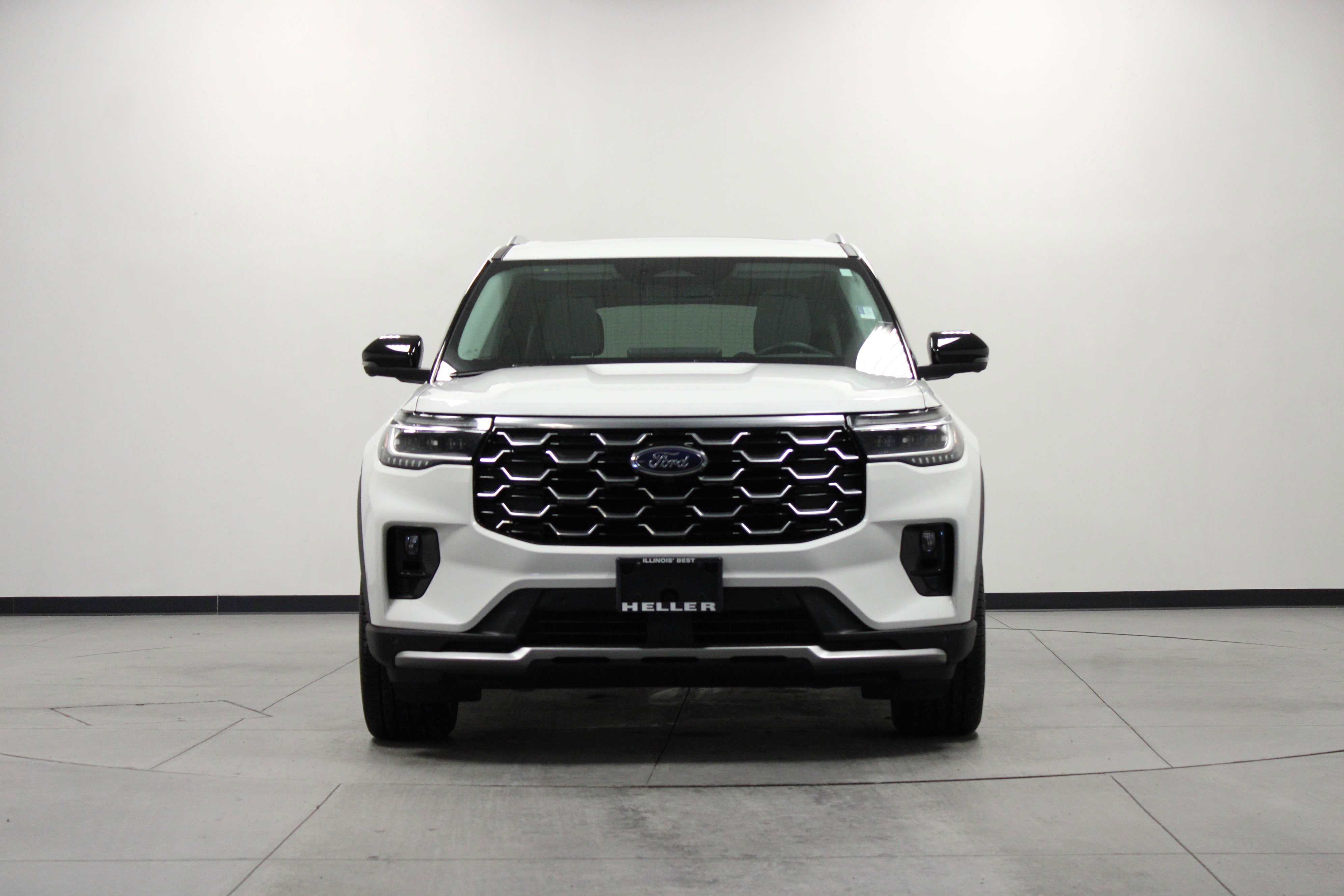 Used 2025 Ford Explorer Platinum w/ Ultimate Package image 9