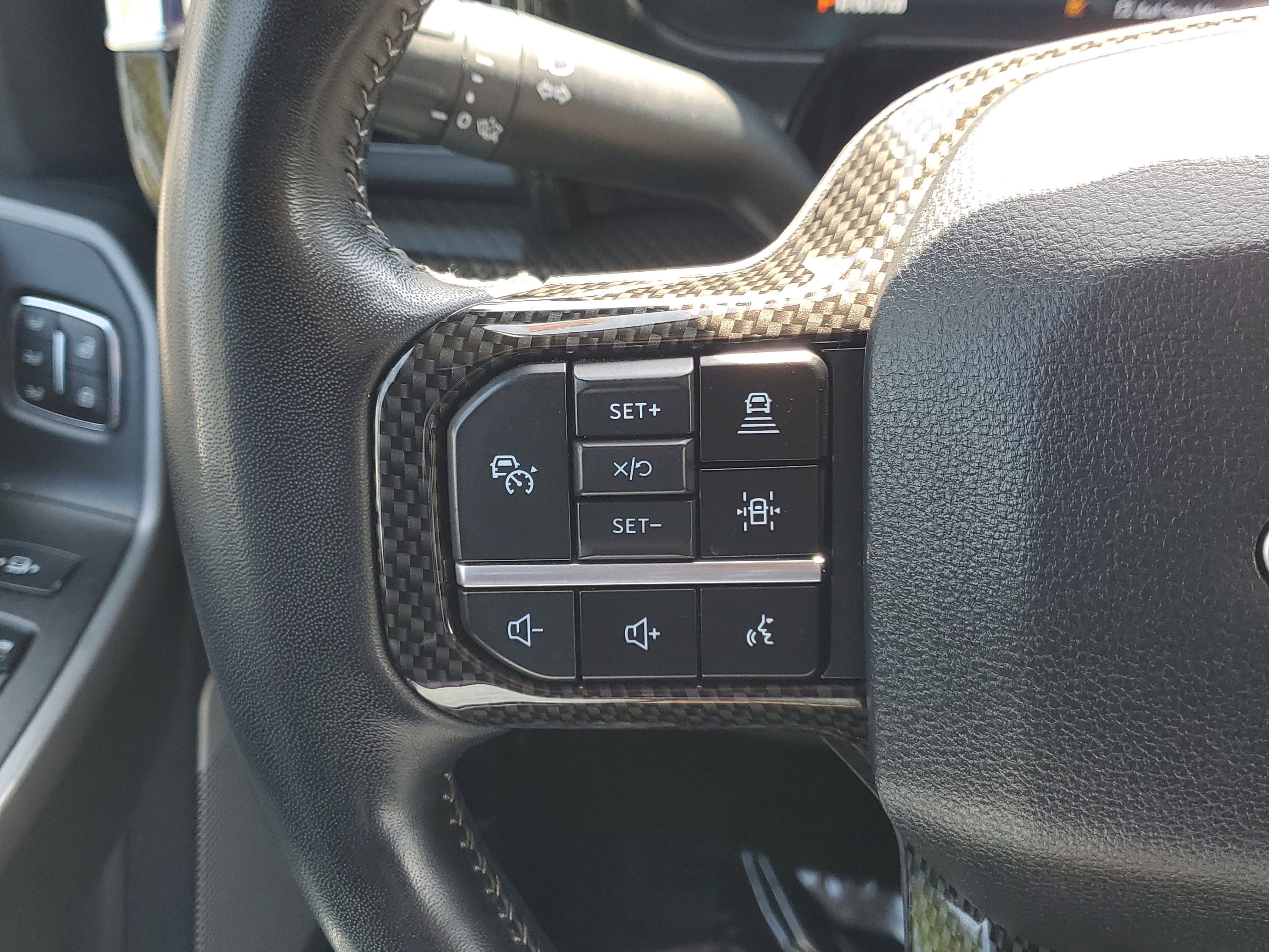 Used 2024 Ford F250 Lariat w/ Lariat Ultimate Package image 26