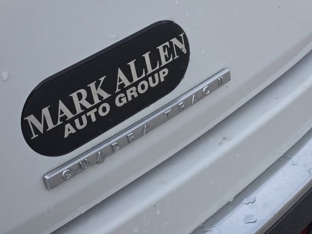 Used 2022 Jeep Wagoneer Series III w/ Premium Group I AWD/4WD image 12