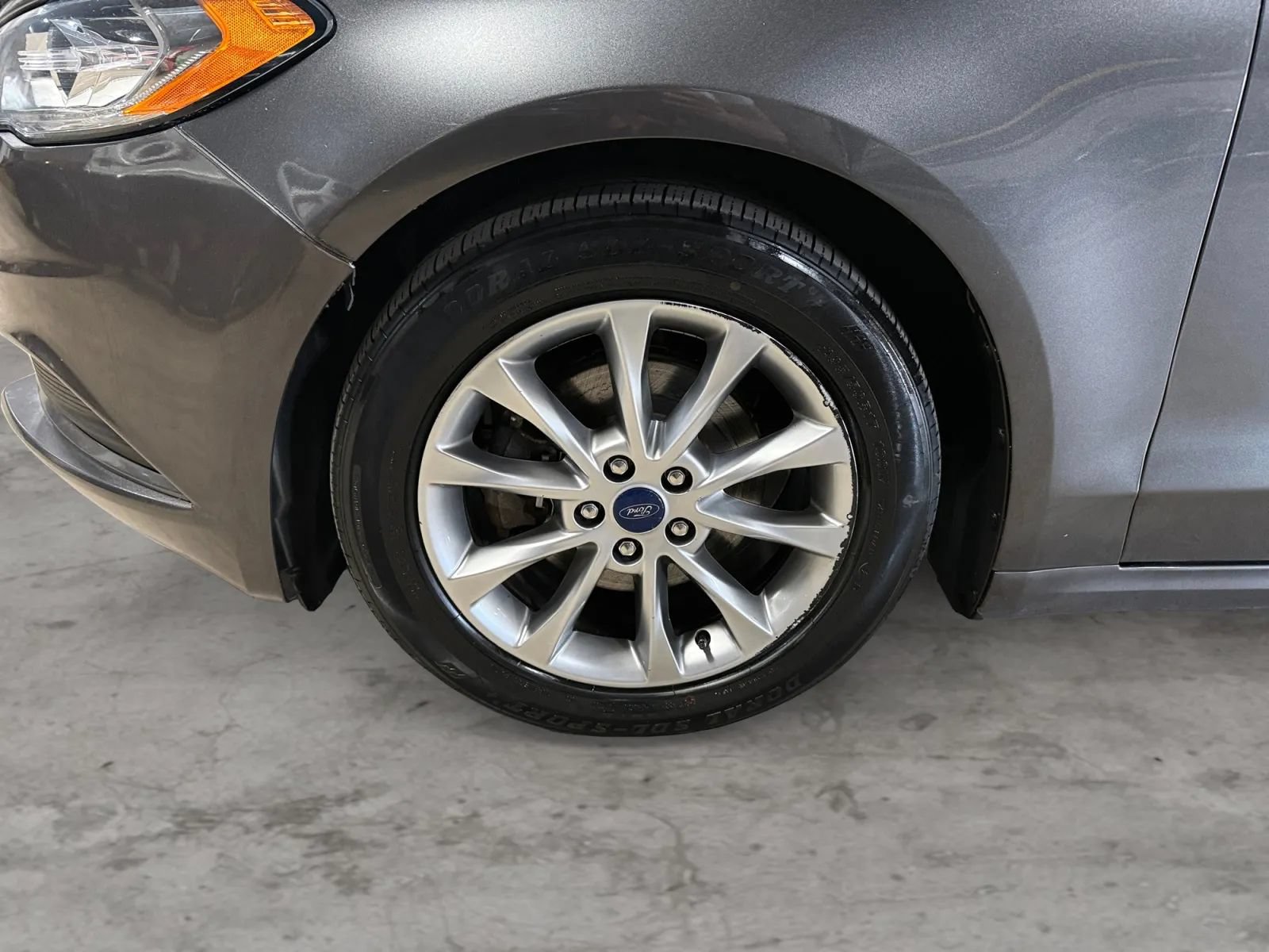 Used 2017 Ford Fusion SE w/ Fusion SE Technology Package FWD image 41