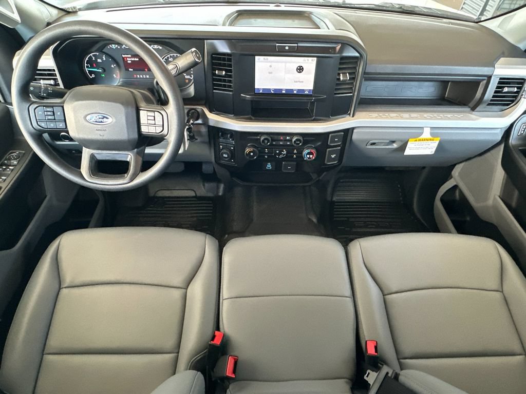 New 2026 Ford F550 4x4 Crew Cab image 13