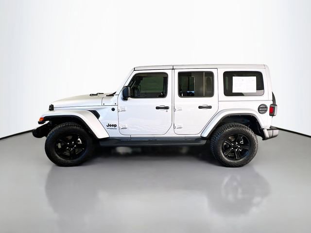 Used 2022 Jeep Wrangler Unlimited Sahara AWD/4WD image 5
