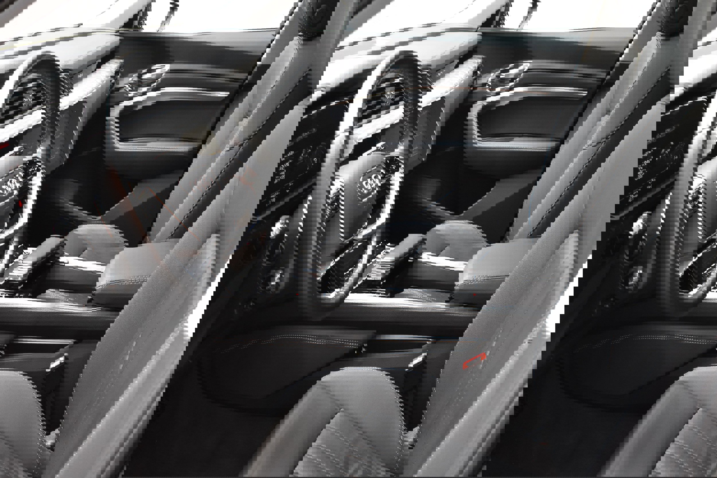 Used 2021 Audi e-tron Premium w/ Convenience Plus Package image 21