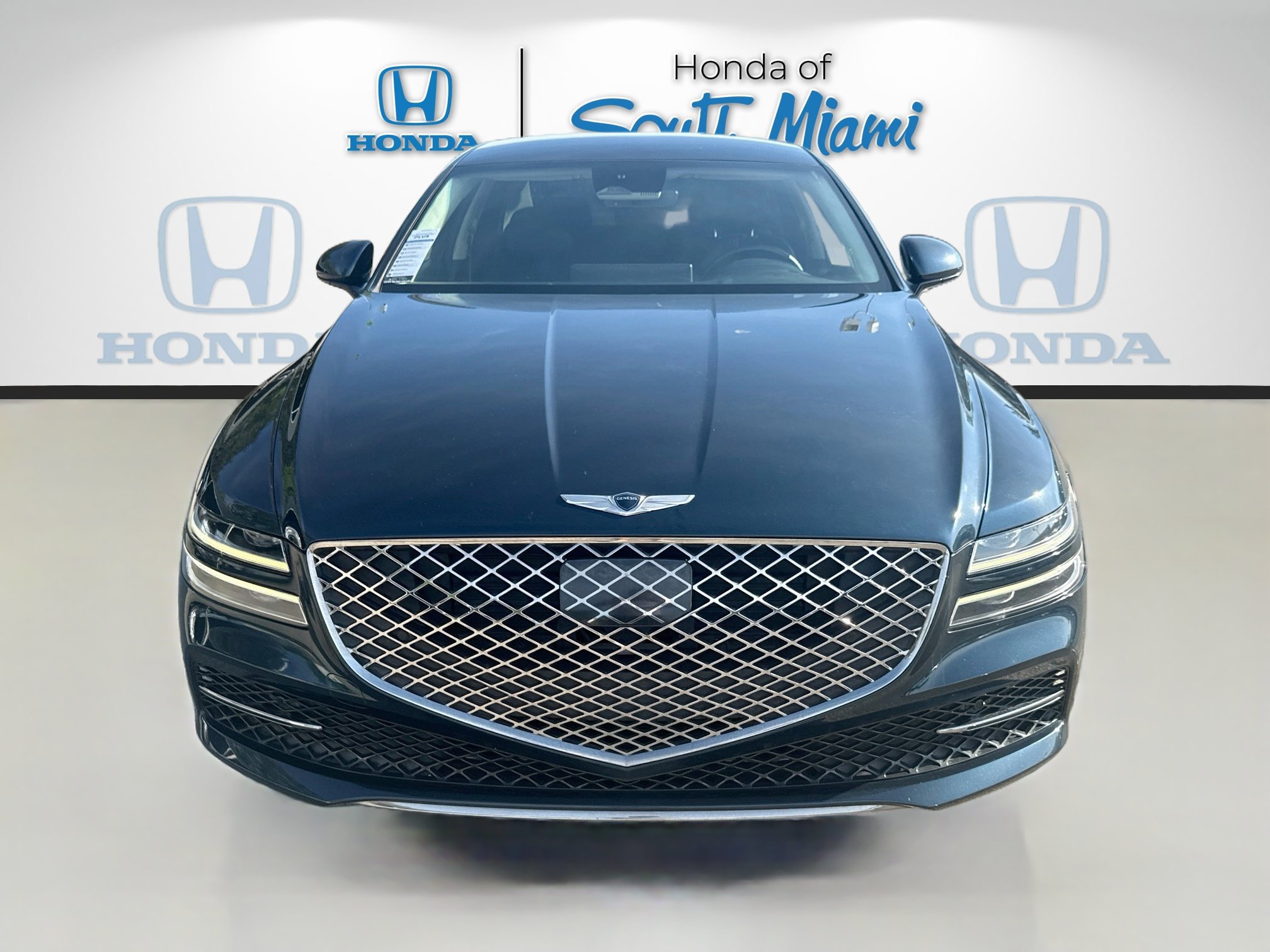 Used 2021 Genesis G80 2.5T RWD image 2