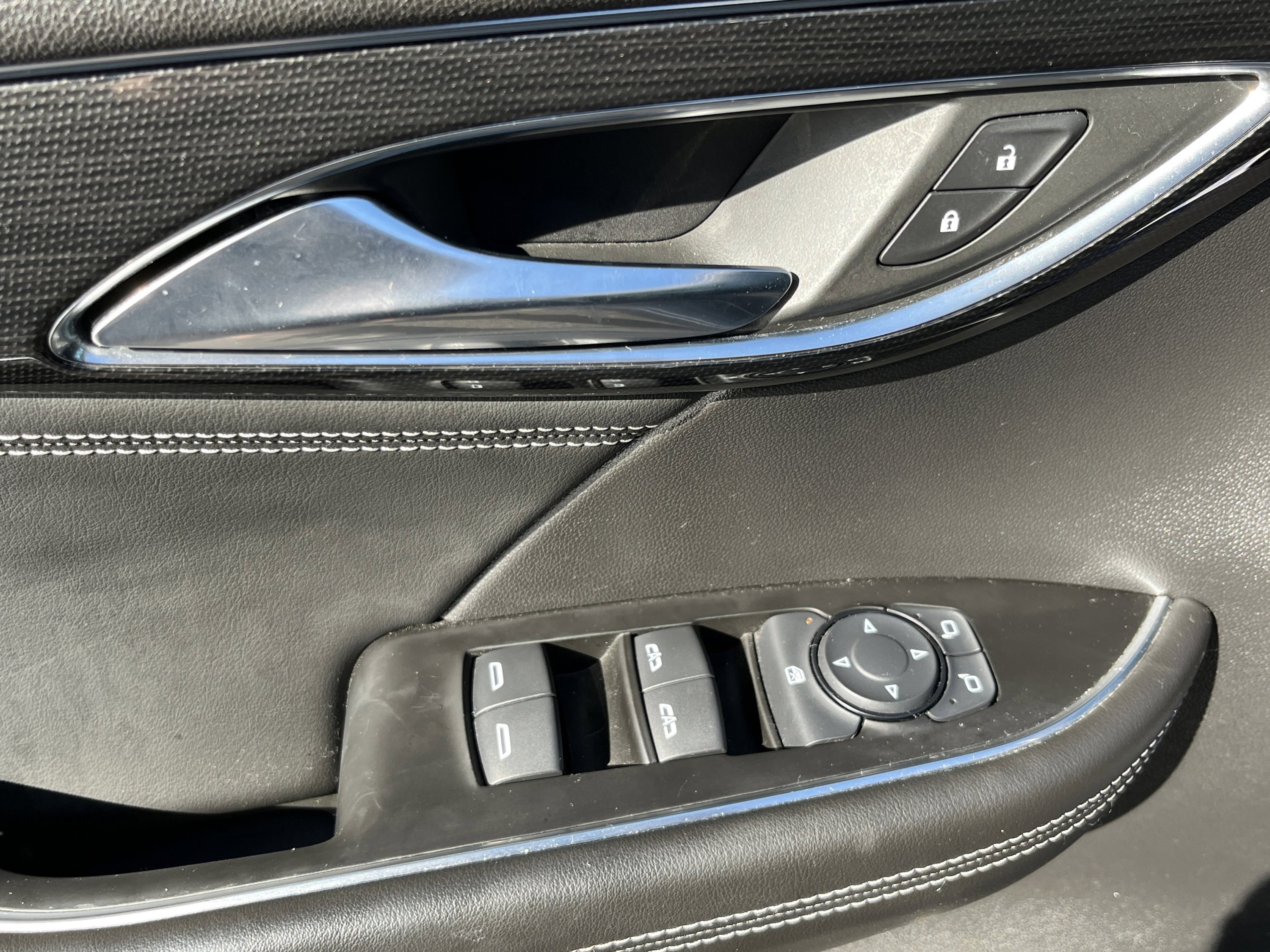 Used 2021 Buick Envision Preferred AWD/4WD image 20