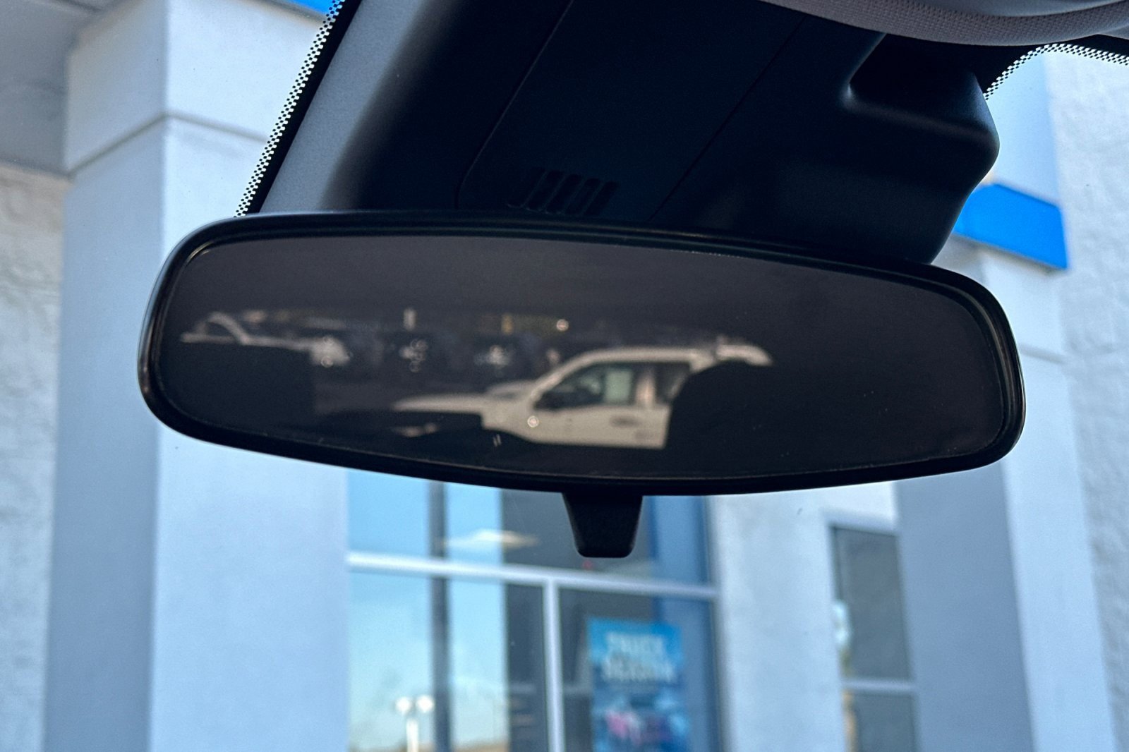 Used 2024 Chevrolet Trax LT image 26