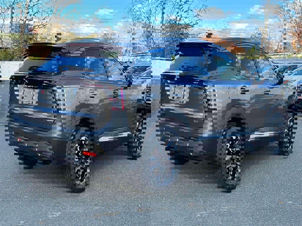 New 2026 Nissan Kicks SV w/ Illumination Package image 5