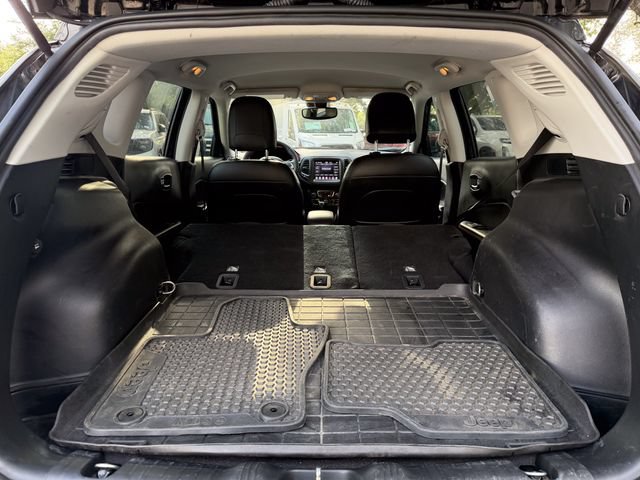 Used 2021 Jeep Compass Trailhawk w/ Trailer Tow Group AWD/4WD image 21