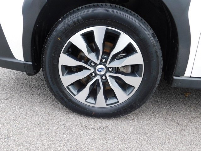 Certified 2023 Subaru Outback Limited image 9