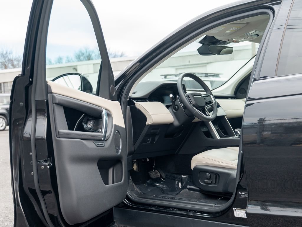 Certified 2025 Land Rover Discovery Sport S AWD/4WD image 11