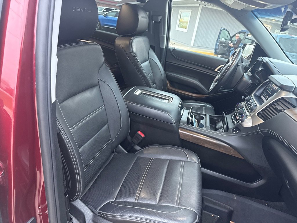 Used 2018 GMC Yukon Denali image 14