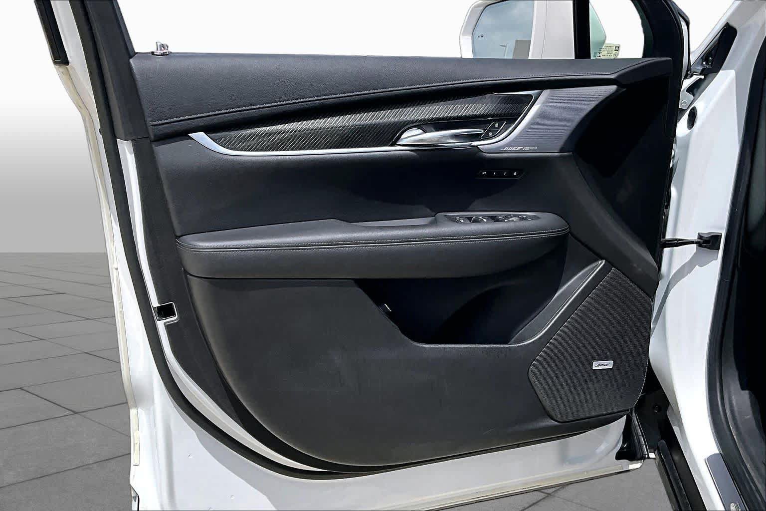 Used 2020 Cadillac XT6 Sport AWD/4WD image 24