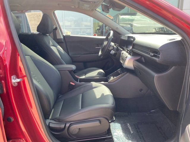 Used 2024 Hyundai Kona Limited AWD/4WD image 17