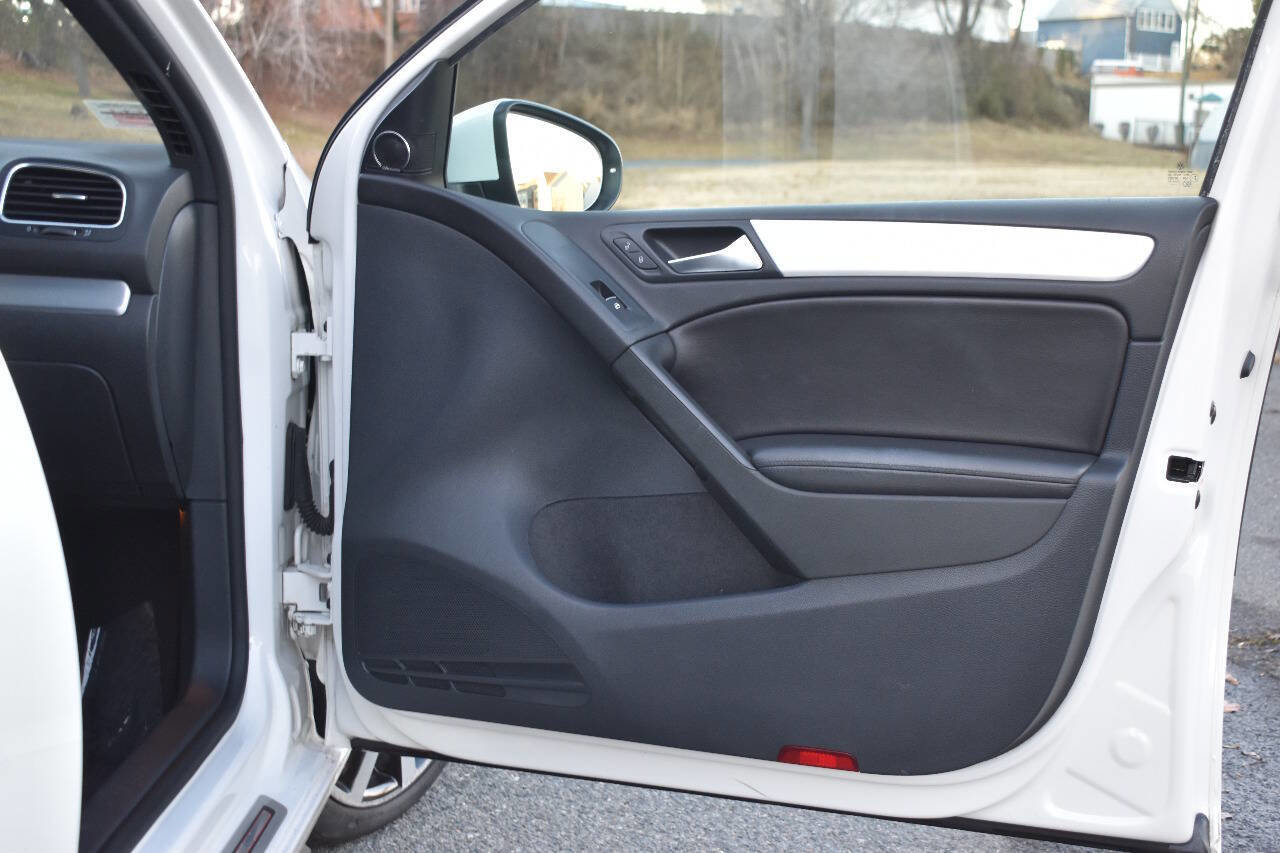 Used 2013 Volkswagen GTI Autobahn image 10