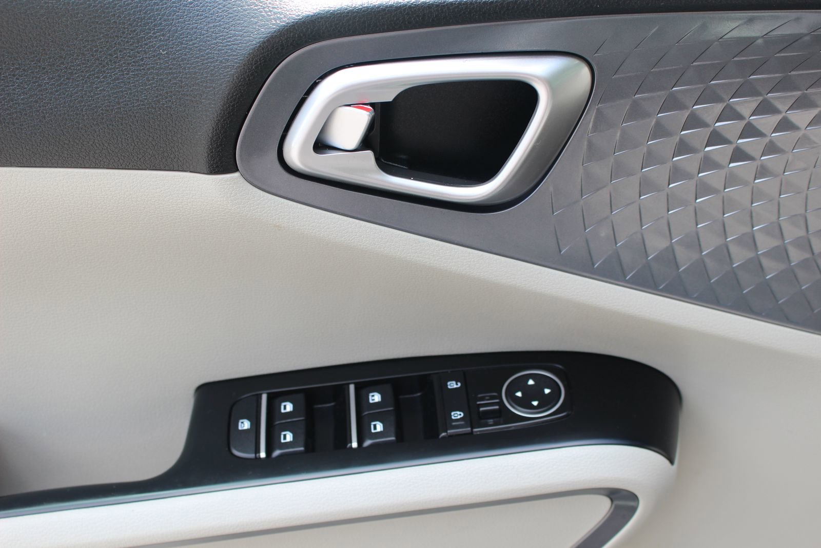 Certified 2021 Kia Soul EX FWD image 16
