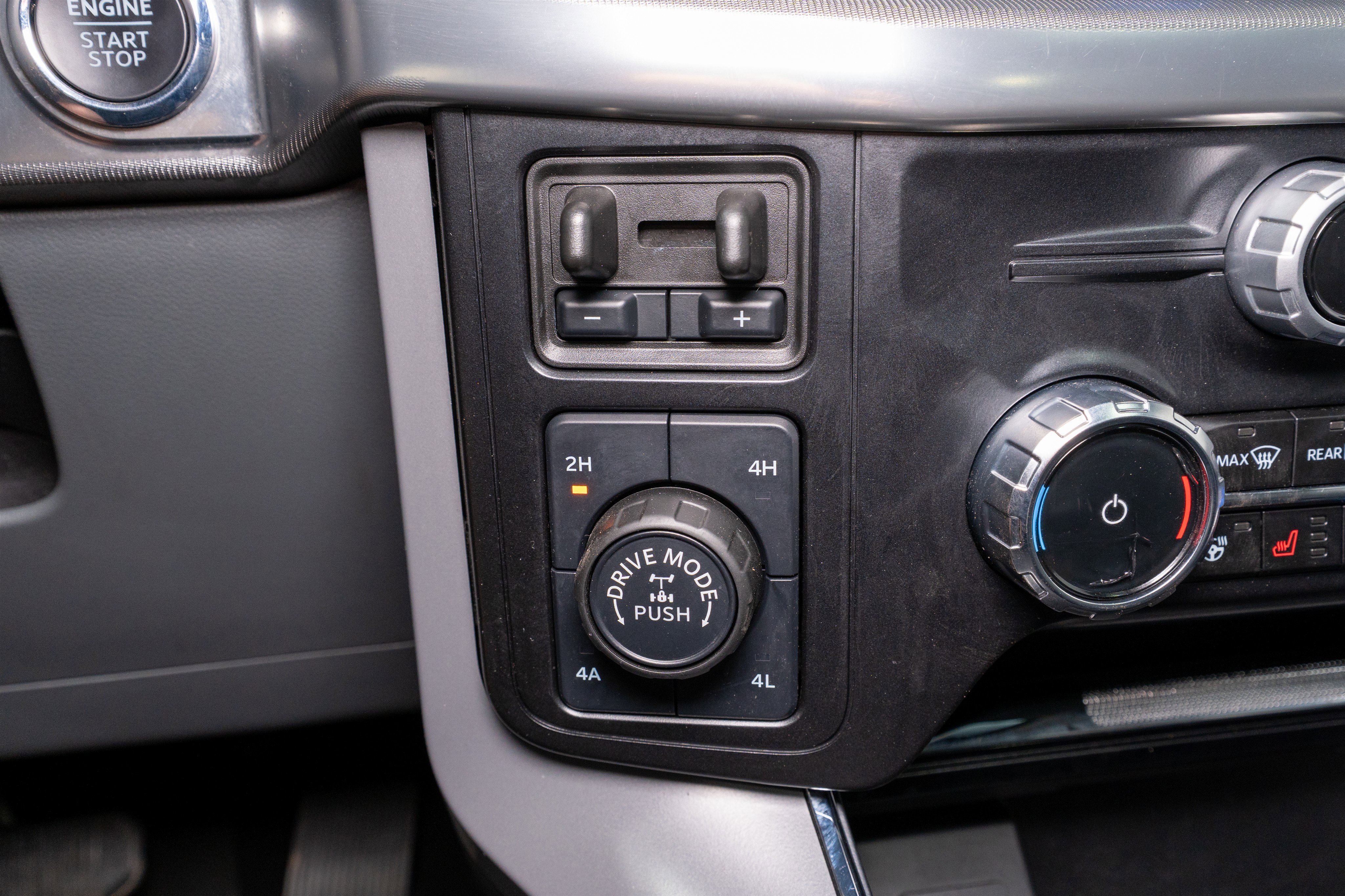 Used 2024 Ford F150 Lariat w/ Bed Utility Package AWD/4WD image 31