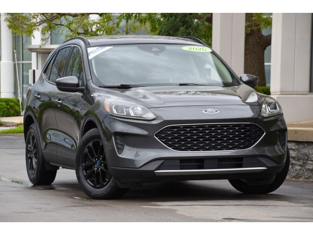 Used 2020 Ford Escape SE FWD image 1
