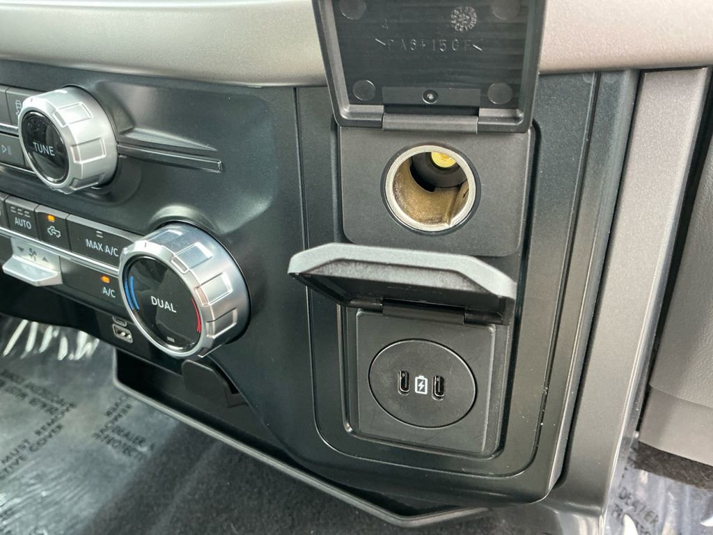 Used 2025 Ford F150 XLT w/ Equipment Group 301A Standard image 18