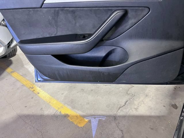 Used 2021 Tesla Model 3 Performance AWD/4WD image 17