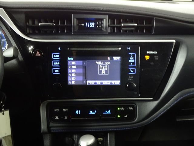 Used 2017 Toyota Corolla SE image 24