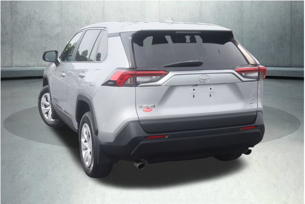 Used 2023 Toyota RAV4 LE AWD/4WD image 25