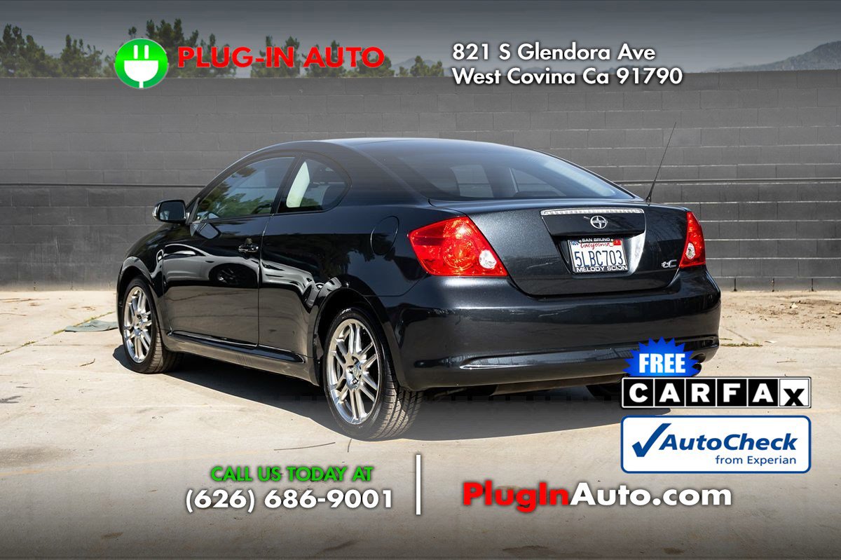 Used 2005 Scion tC image 2