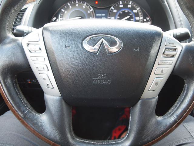 Used 2015 INFINITI QX80 4WD w/ Driver's Assistance Package image 10