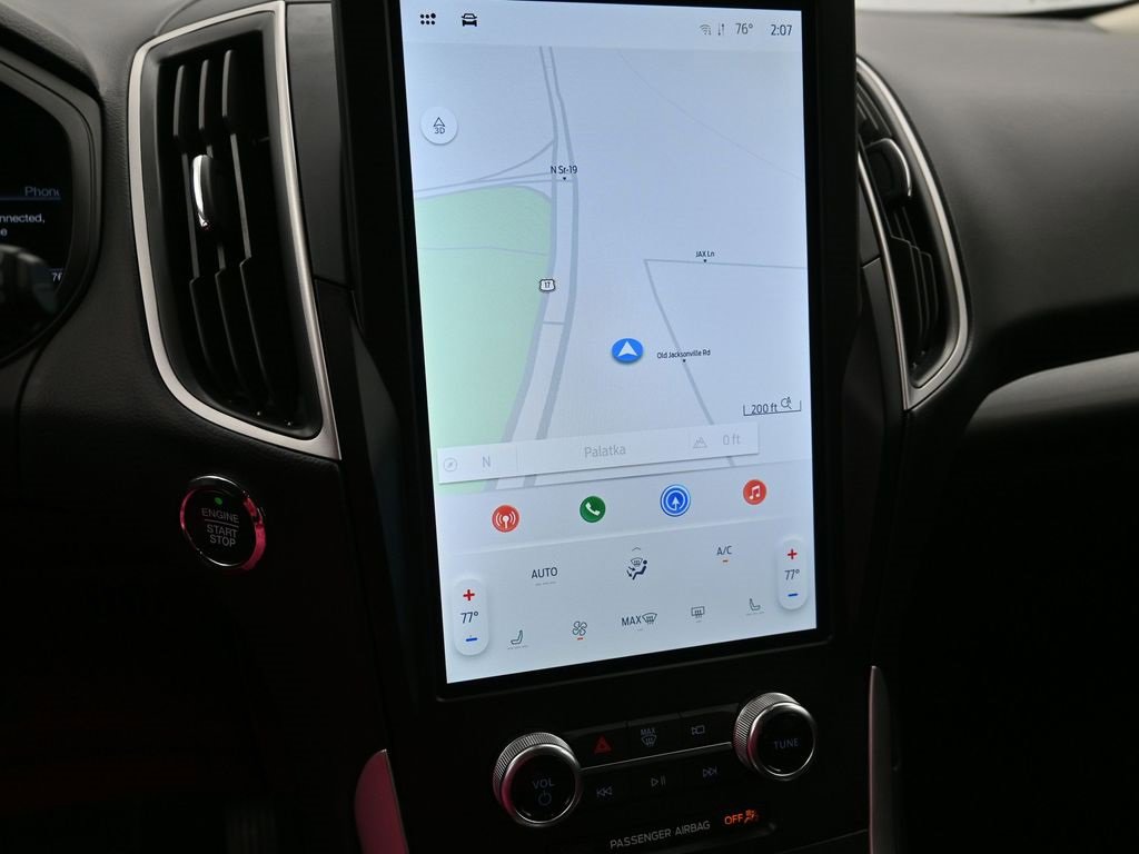 Used 2024 Ford Edge SEL image 21