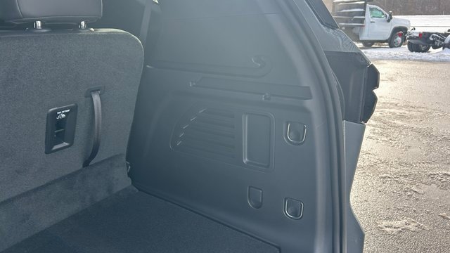 New 2026 Chevrolet Traverse Z71 image 14