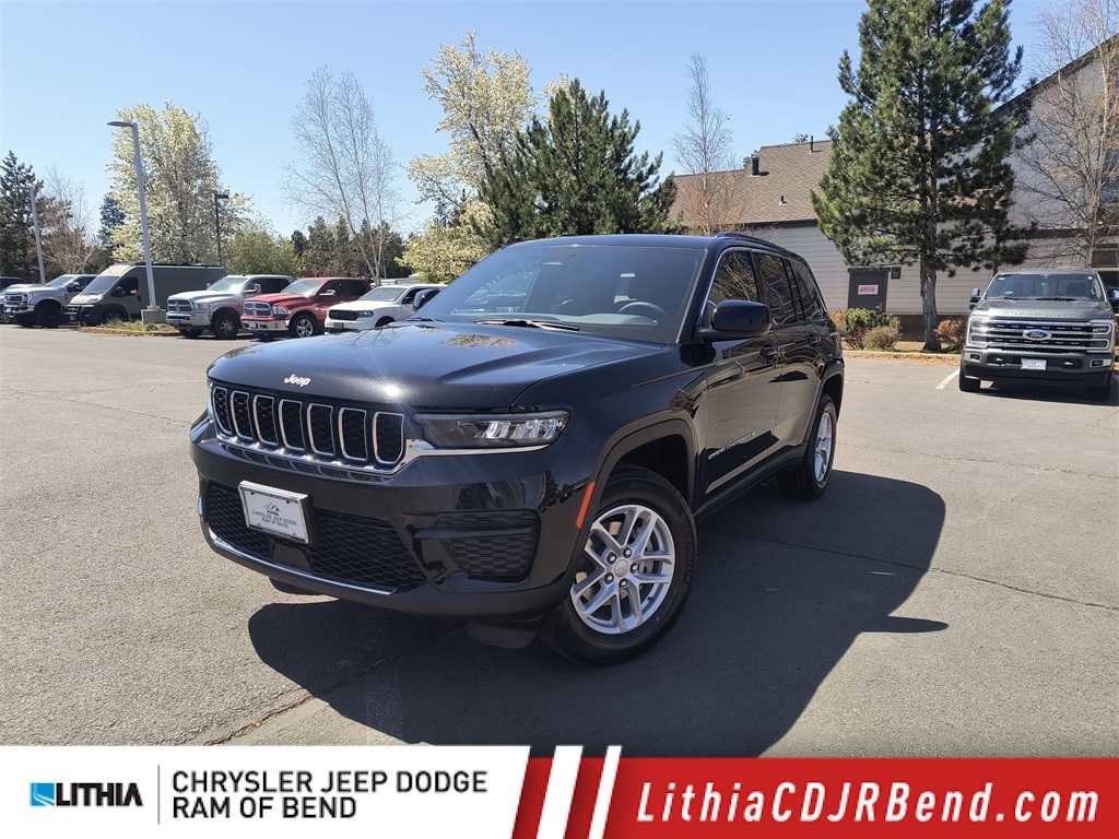 New 2025 Jeep Grand Cherokee Laredo X w/ Luxury Tech Group I