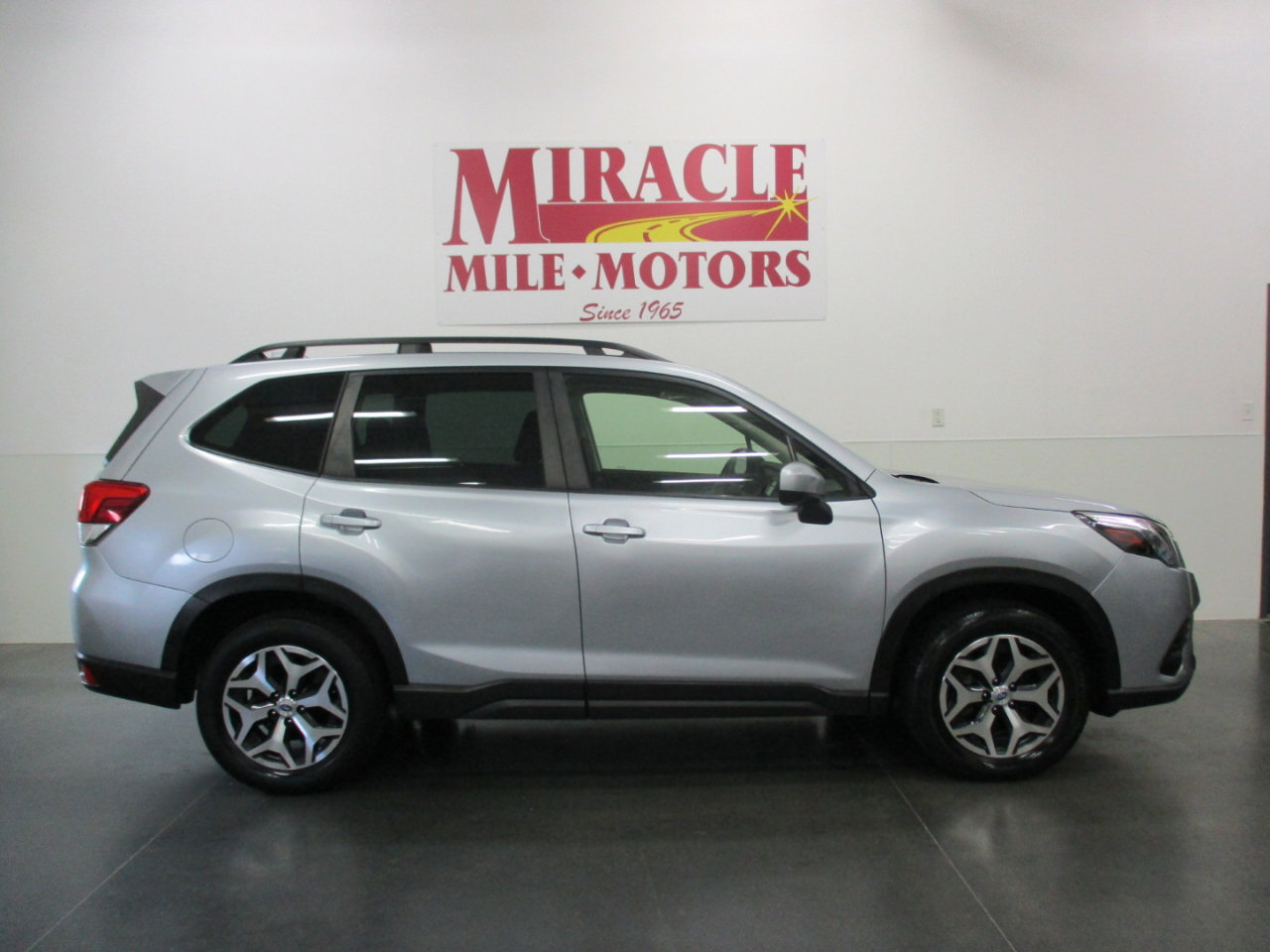 Used 2022 Subaru Forester Premium image 6