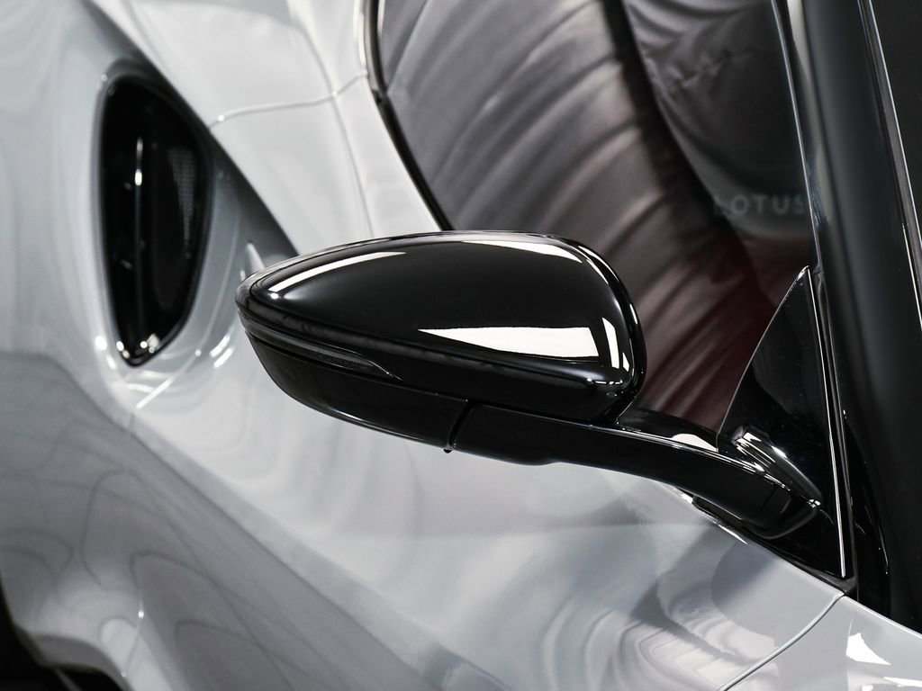 Used 2025 Lotus Emira image 66