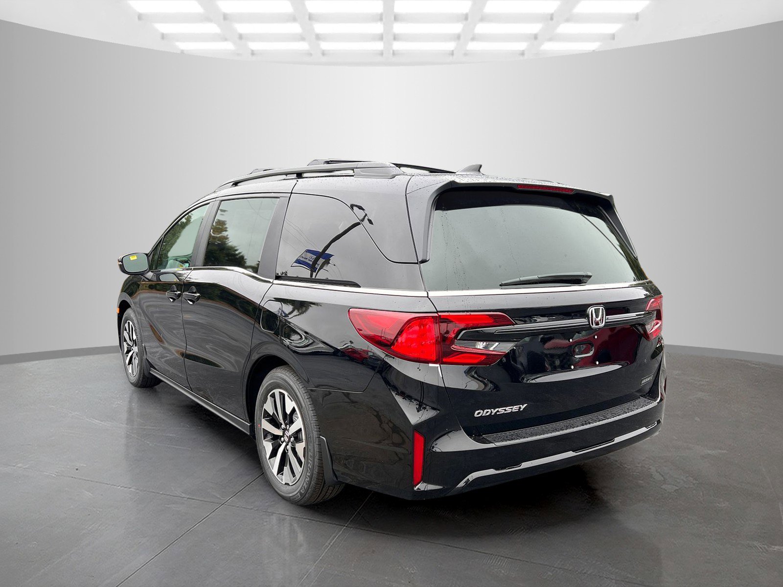 New 2026 Honda Odyssey EX-L image 4